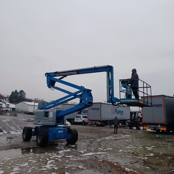 Samohodna električna teleskopska platforma GENIE Z45/25 DC JNM